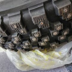 ピンスパイクタイヤ　4本　ADVAN　175/65/14　マルチホイール付きの画像