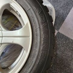 ピンスパイクタイヤ　4本　ADVAN　175/65/14　マルチホイール付きの画像