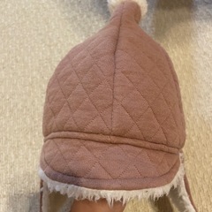 ☆西松屋☆ポンポン付きボア帽子　50cmの画像