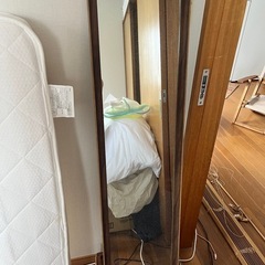 鏡　差し上げます