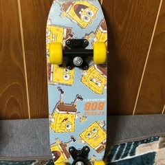 スポンジボブ　スケボー
