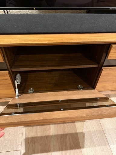 ウッド調モダンテレビ台 引き出し4つ