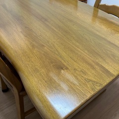ダイニングテーブル　イス4脚　の画像