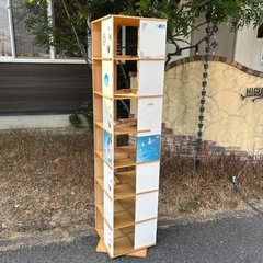 回転本棚の画像