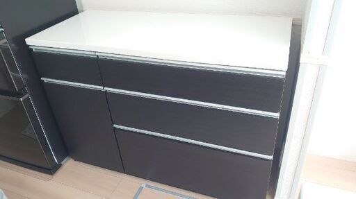 （好評完売御礼）超美品❗【運搬サービス有り❗】キッチンカウンター 幅120cm 奥行50cm 高さ86cmキッチン収納 完成品 ホワイト ブラウン ブラック おしゃれ