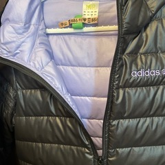 クリーニング済み美品★アディダスダウンコート　adidasNEOレーベルの画像