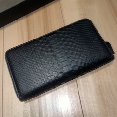 未使用品 限定 パイソン 蛇革 プラック ラウンドファスナー長財布の画像