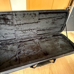 エフェクターボード、ギターケースの画像