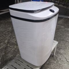 🍎ミニ洗濯機 2.2KG XPB22-588Sの画像