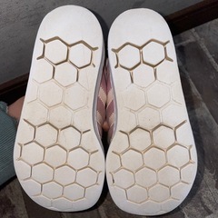 adidas ピンクスニーカー　17cmの画像