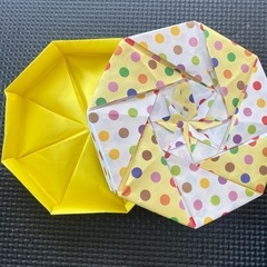 折り紙　ハンドメイド　小物入れ