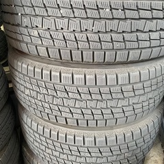【最終値下】比較的美品！中古スタッドレスタイヤ225/55R19の画像