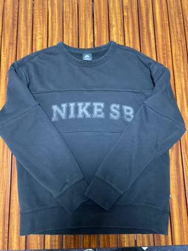 【美品】NIKEナイキ　スウェットシャツ