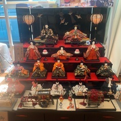 雛人形段飾りの画像