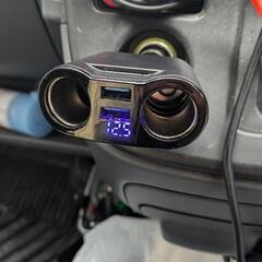 【値下げしました！】シガーソケットusbの画像