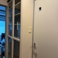 IKEA ビリー　食器棚の画像
