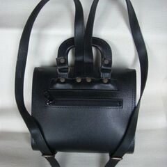 ミニバッグ　リュック　黒の画像