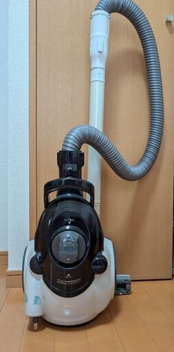 【美品】SHARP掃除機　吸引力高い