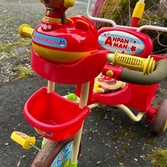 アンパンマン 三輪車の画像