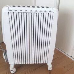 デロンギ　オイルヒーター　ドラゴン　上位機種の画像