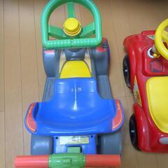 子供用乗り物の画像