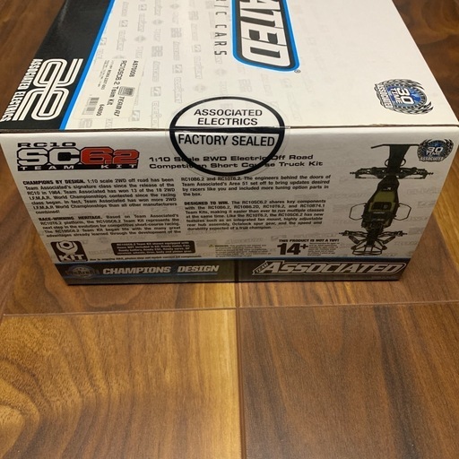 Team Associated SC6.2 1/10スケール RCカー
