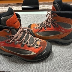 モンベル　登山靴
女性用