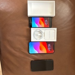 iPhone 3台まとめて売ります。
