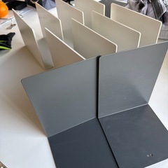 ブックエンドの画像