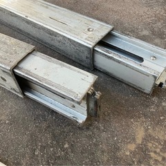 メーカー不明 ラッシングバー 2220mm～2450mmぐらい2本セット　中古　トラック用 ラッシングビーム の画像