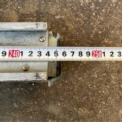 メーカー不明 ラッシングバー 2220mm～2450mmぐらい2本セット　中古　トラック用 ラッシングビーム の画像