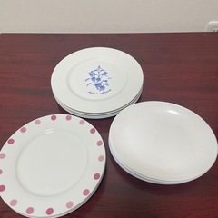 食器の画像
