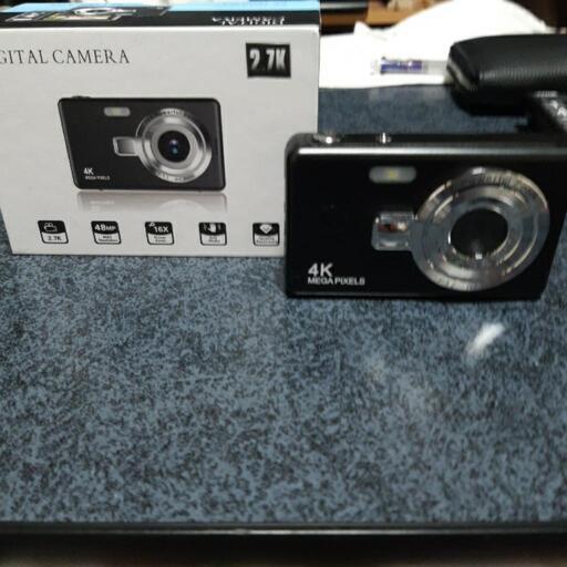 新品デジタルカメラ