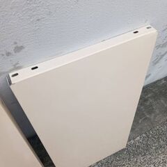 中古スチールラックの板のみの画像