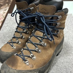 モンベル　登山靴の画像