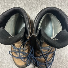 モンベル　登山靴の画像