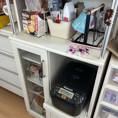 キッチン収納棚