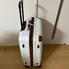 スーツケース　1週間使用の画像