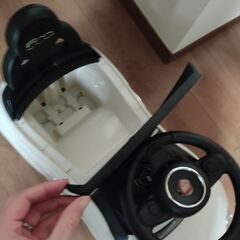 乗用玩具　足蹴り車（フィアット）の画像