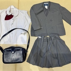幼稚園の制服