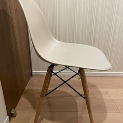 イームズチェアあげます！の画像