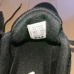 値下げしました。フィラのスニーカー　の画像