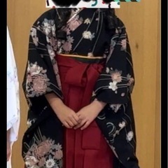 キャサリンコテージの袴120cm美品
の画像