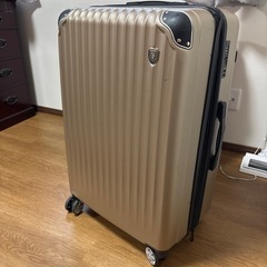 キャリーケース　スーツケースの画像
