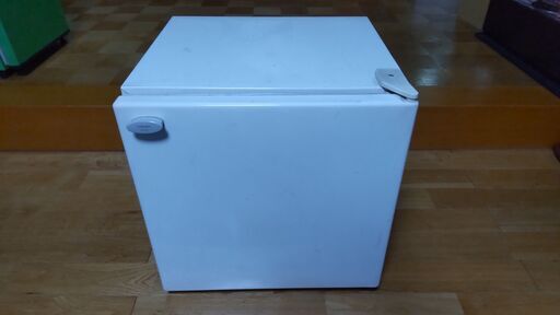 TOSHIBA 東芝 GR-A5(W)