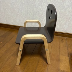 【取引中】子供用椅子2脚の画像