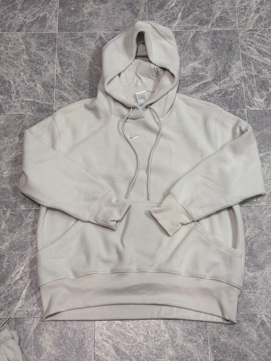 【新品タグ付】　NIKE フリース XL 上下 モコモコであったかいです！