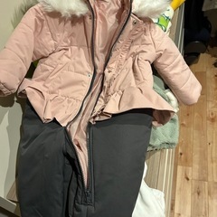 雪遊びできるアウター90サイズ