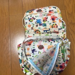Solby エプロンおむつ入れセットの画像