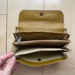 イルビゾンテ　長財布の画像